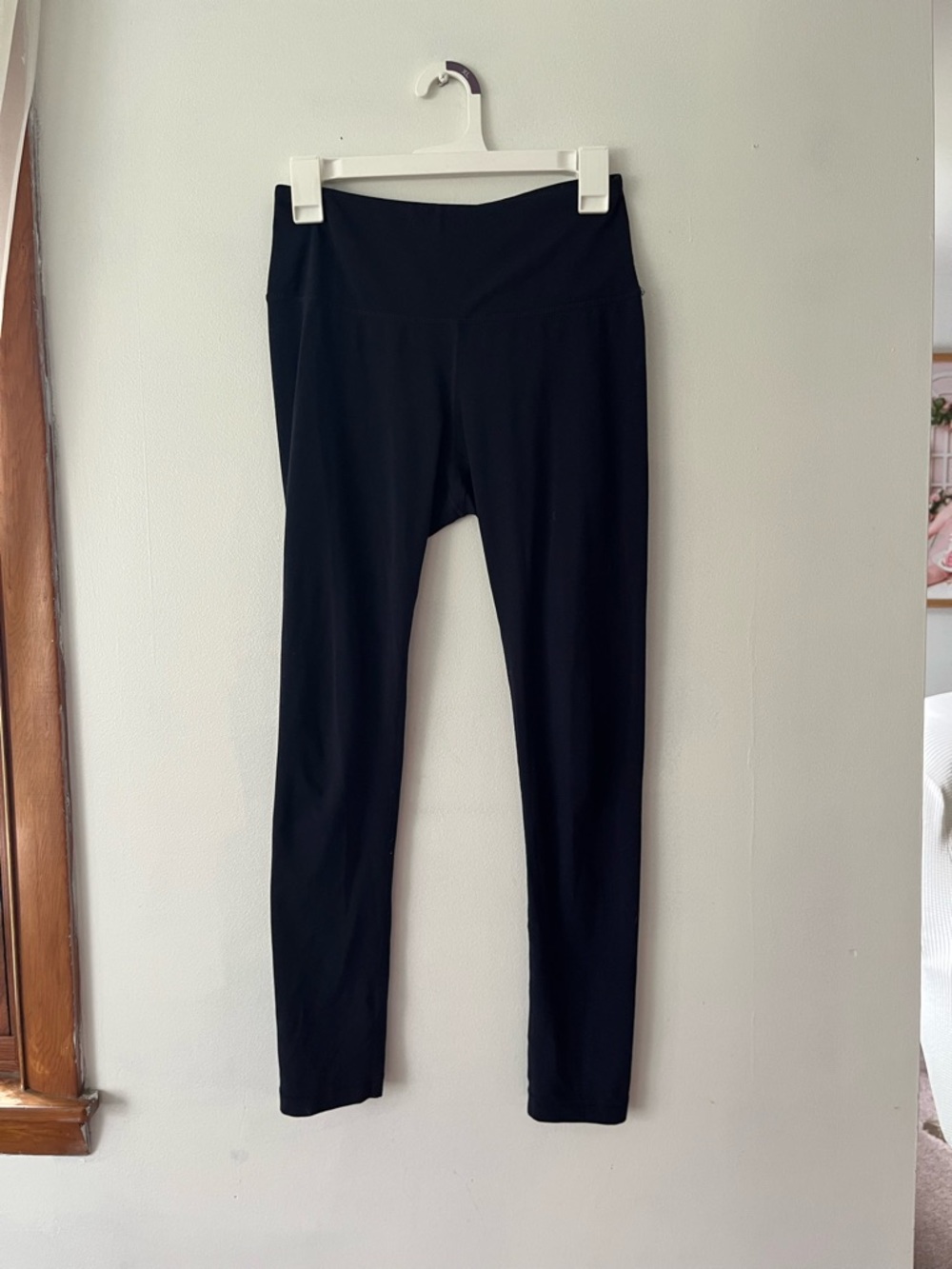 Yogalicious navy full length leggings medium